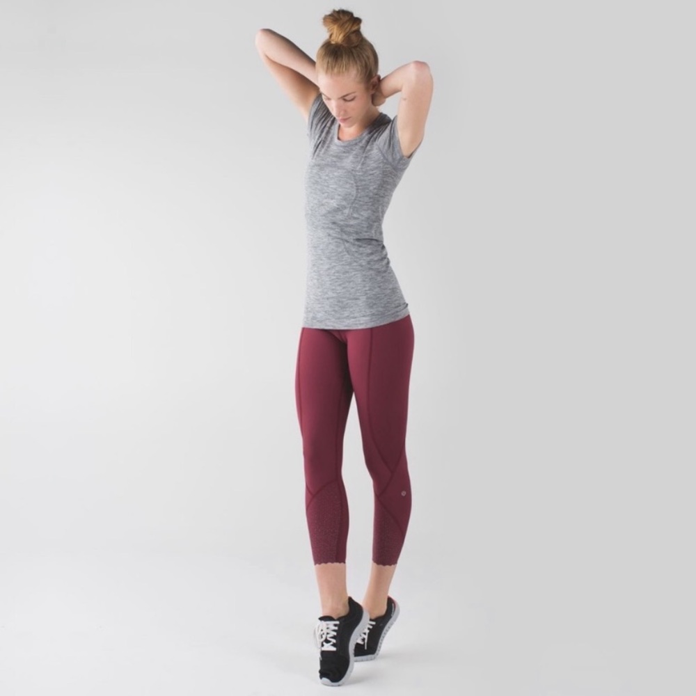 LIKE NEW LIMITED EDITION Lululemon Tight Stuff Reflective Leggings Redwood